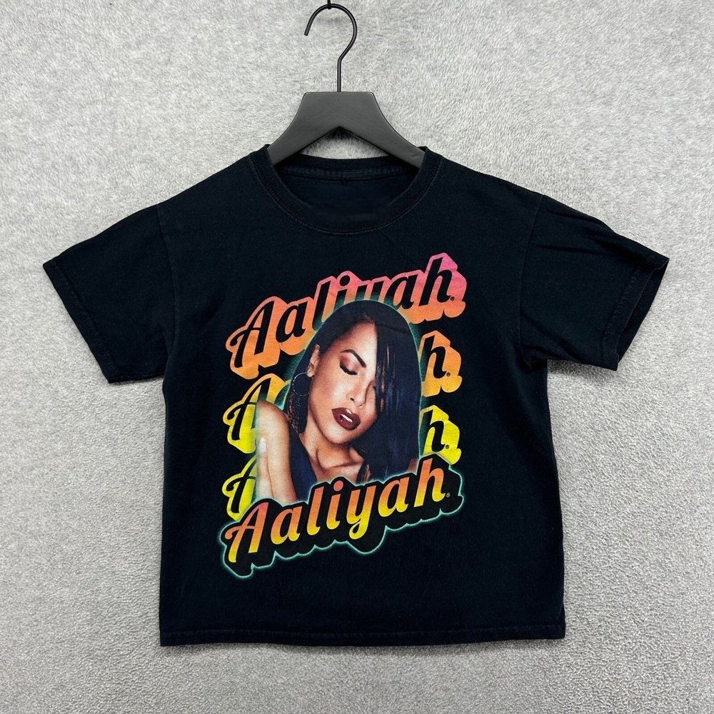 Black Aaliyah T-shirt
